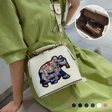 Laden Sie das Bild in den Galerie-Viewer, Modische bestickte Umhängetasche mit breitem Riemen