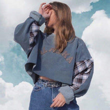 Laden Sie das Bild in den Galerie-Viewer, Lockeres Damen-Sweatshirt mit Rundhalsausschnitt