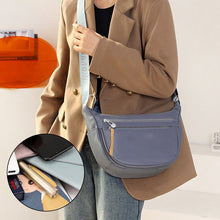 Laden Sie das Bild in den Galerie-Viewer, Multi-Crossbody-Knödeltasche