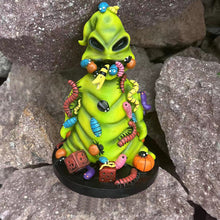 Laden Sie das Bild in den Galerie-Viewer, Halloween Horror Aas Statue Ornament