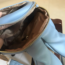 Laden Sie das Bild in den Galerie-Viewer, Niedliche Hasenohren Frauen Kuriertasche