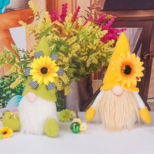 Laden Sie das Bild in den Galerie-Viewer, Sunflower Rudolph Faceless Dwarf Dolls