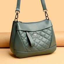 Laden Sie das Bild in den Galerie-Viewer, Rhomboid Tasche aus gekörntem Leder