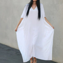 Laden Sie das Bild in den Galerie-Viewer, Einfarbiges Lockeres Urlaubskleid