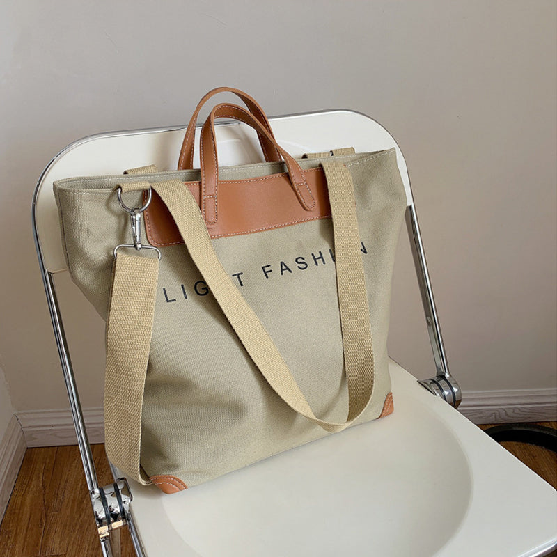 Klassische Segeltuchtasche