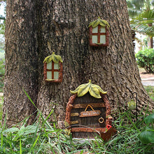 Laden Sie das Bild in den Galerie-Viewer, Garten Feentür und -Fenster für Bäume