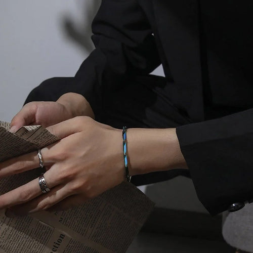 Schlichtes und stilvolles Titanarmband