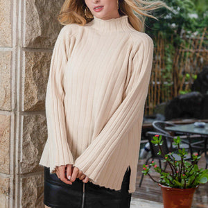 Einfarbiger Pullover mit halbem Rollkragen