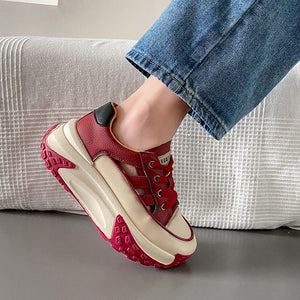 Loafer mit dicken Sohlen und Ausschnitten