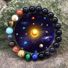 Laden Sie das Bild in den Galerie-Viewer, Buntes Armband mit Sternenhimmel des Sonnensystems