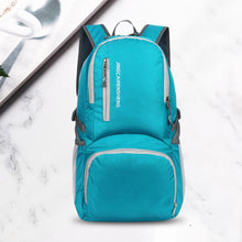 Laden Sie das Bild in den Galerie-Viewer, Leichter Wasserdichter Reiserucksack mit Großer Kapazität