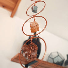 Laden Sie das Bild in den Galerie-Viewer, Primal Crystal 7 Chakra Edelstein Wanddekoration