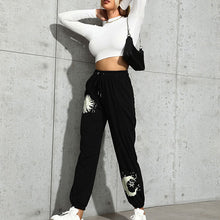 Laden Sie das Bild in den Galerie-Viewer, Lässige Jogginghose mit Sternen- und Mondmuster