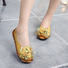 Laden Sie das Bild in den Galerie-Viewer, Blumen-Lederschuhe aus PU-Leder im ethnischen Stil