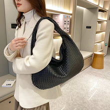 Laden Sie das Bild in den Galerie-Viewer, Modische gewebte Tasche für Damen