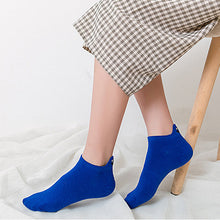 Laden Sie das Bild in den Galerie-Viewer, Lustige Ausdruckssocken für Damen