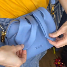 Laden Sie das Bild in den Galerie-Viewer, Niedliche Hasenohren Frauen Kuriertasche