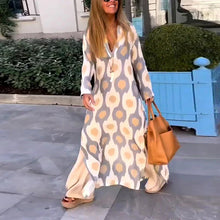 Laden Sie das Bild in den Galerie-Viewer, Kleid mit Seitenschlitz