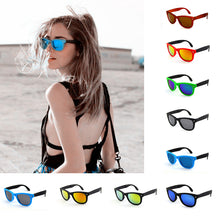 Laden Sie das Bild in den Galerie-Viewer, Klassische faltbare Sonnenbrille