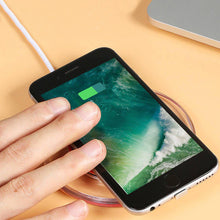 Laden Sie das Bild in den Galerie-Viewer, Kristall K9 Schnellladegerät