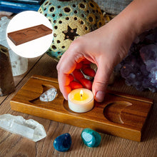 Laden Sie das Bild in den Galerie-Viewer, Tarot Kerzenhalter aus Holz