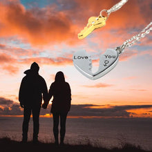 Laden Sie das Bild in den Galerie-Viewer, Herzförmige Halskette mit Schlüsselschloss