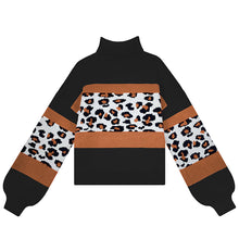 Laden Sie das Bild in den Galerie-Viewer, Rollkragen-Strickpullover mit Leopardenmuster und Farbblock