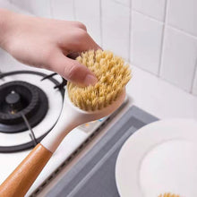 Laden Sie das Bild in den Galerie-Viewer, Pfannenbürste mit Holzgriff