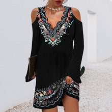 Laden Sie das Bild in den Galerie-Viewer, Ethnisches Schulterfreies Langärmliges Kleid