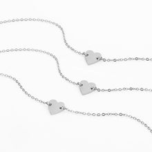 Laden Sie das Bild in den Galerie-Viewer, Edelstahl-Alphabet-Armband
