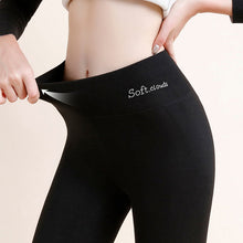 Laden Sie das Bild in den Galerie-Viewer, Warme Seidenhose zur Bauchkontrolle