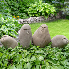 Laden Sie das Bild in den Galerie-Viewer, Steinschnitzerei Gesicht Figurine
