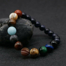 Laden Sie das Bild in den Galerie-Viewer, Buntes Armband mit Sternenhimmel des Sonnensystems