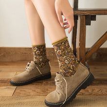 Laden Sie das Bild in den Galerie-Viewer, Vintage ethnische bestickte florale Damensocken