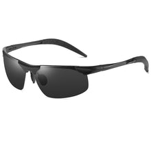 Laden Sie das Bild in den Galerie-Viewer, Selbsttönende Sonnenbrille mit blendfreien polarisierten Gläsern