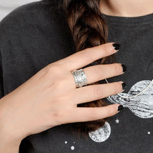 Laden Sie das Bild in den Galerie-Viewer, Silberner Stern-Mond-Sonnenring