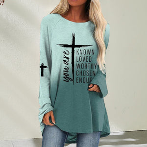 Langärmliges T-Shirt mit Kreuzbuchstabendruck