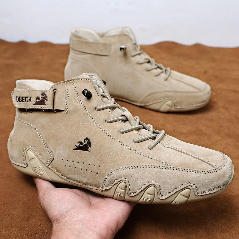 Modische einfarbige Martin-Stiefel