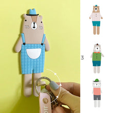 Laden Sie das Bild in den Galerie-Viewer, Niedlicher magnetischer karierter Bär Kühlschrankmagnet