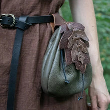 Laden Sie das Bild in den Galerie-Viewer, Vintage Stilvolle Laub-Gürteltasche