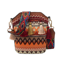 Laden Sie das Bild in den Galerie-Viewer, Modische ethnische gewebte Umhängetasche für Damen