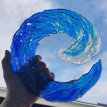 Laden Sie das Bild in den Galerie-Viewer, Meer Wellen Glasskulptur