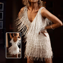 Laden Sie das Bild in den Galerie-Viewer, Sexy ärmelloses Fransenkleid mit V-Ausschnitt