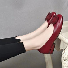 Laden Sie das Bild in den Galerie-Viewer, Einfarbige Rutschfeste Lederschuhe Mit Niedrigem Absatz