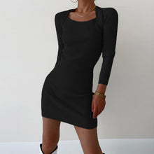 Laden Sie das Bild in den Galerie-Viewer, Sexy Pulloverkleid mit quadratischem Ausschnitt