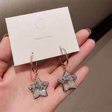 Laden Sie das Bild in den Galerie-Viewer, Sanfte Kristall-Stern-Ohrringe