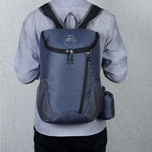 Laden Sie das Bild in den Galerie-Viewer, Wasserdichte tragbare Bergreisetasche