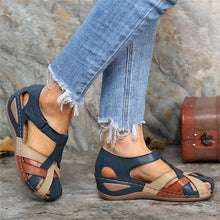 Laden Sie das Bild in den Galerie-Viewer, Damen Retro Sandalen mit runder Zehenpartie und Schnalle