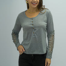 Laden Sie das Bild in den Galerie-Viewer, Einfarbiges Langarm-T-Shirt aus Spitze