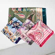 Laden Sie das Bild in den Galerie-Viewer, Neuer Trendiger Bedruckter Seidenschal